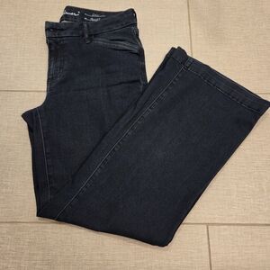 Eddie Bauer Women's Straight Leg Jeans in Deep Blue